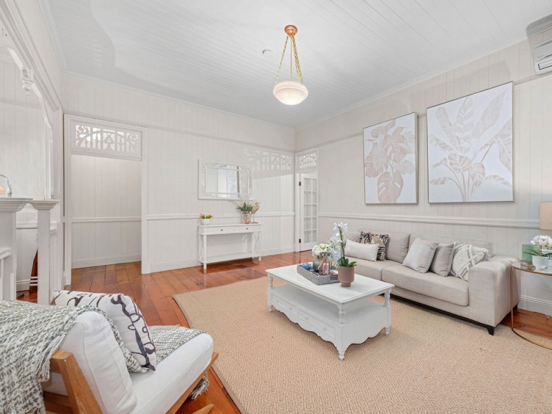 31 Shakespeare Street, Coorparoo QLD 4151