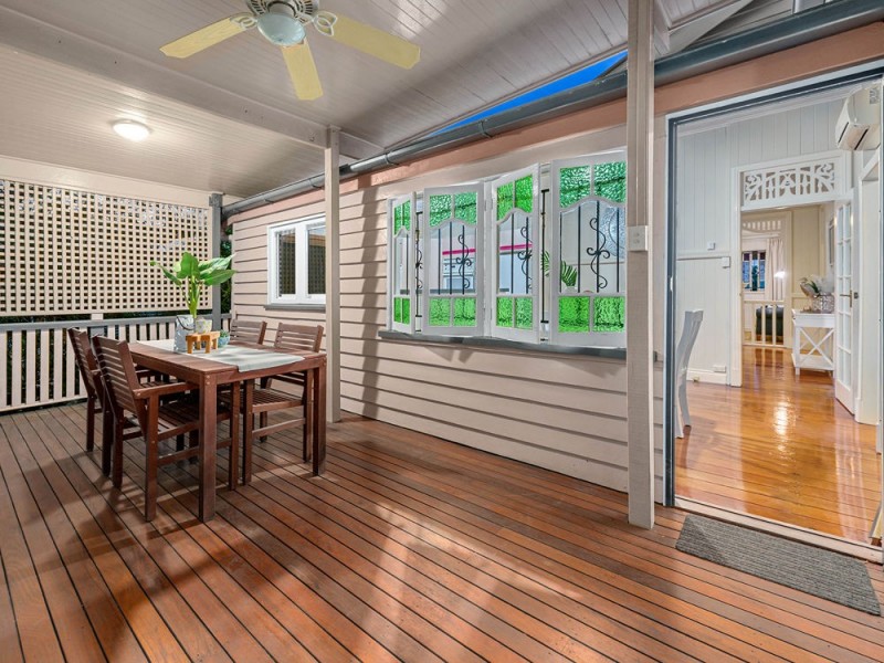 31 Shakespeare Street, Coorparoo QLD 4151