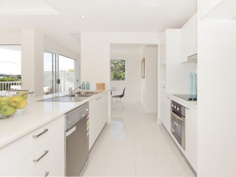 3/12 Lake Street, Yeronga QLD 4104