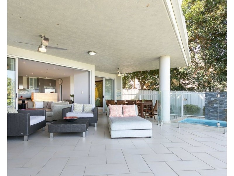 2/34 Highlands Street, Albion QLD 4010