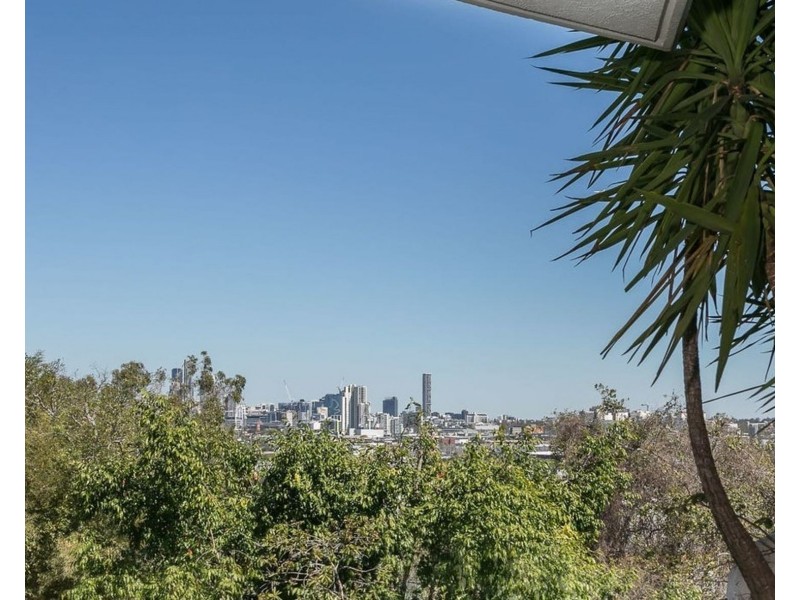 2/34 Highlands Street, Albion QLD 4010