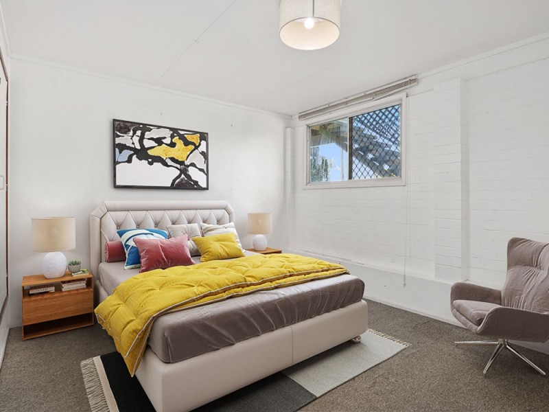 32 Pareena Crescent, Mansfield QLD 4122