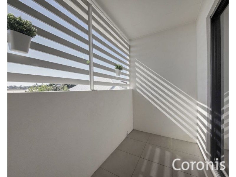 6/30 Crump Street, Holland Park West QLD 4121