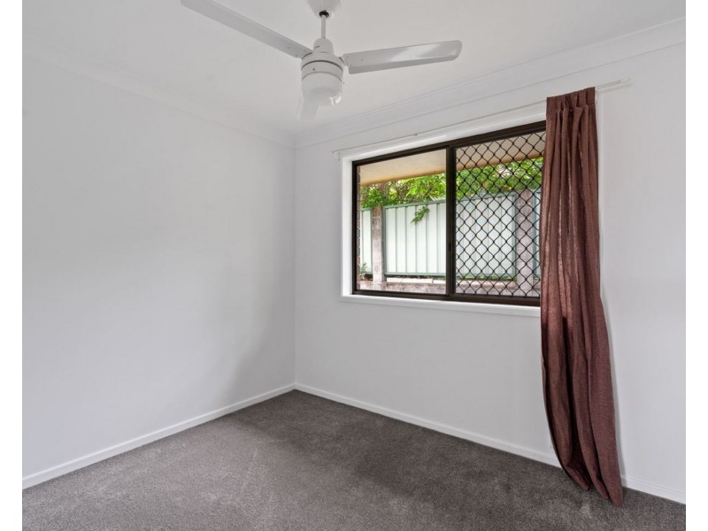 4 Carbora Street, Mansfield QLD 4122