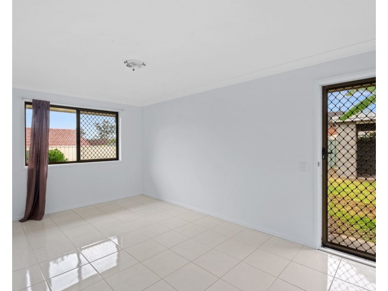 4 Carbora Street, Mansfield QLD 4122