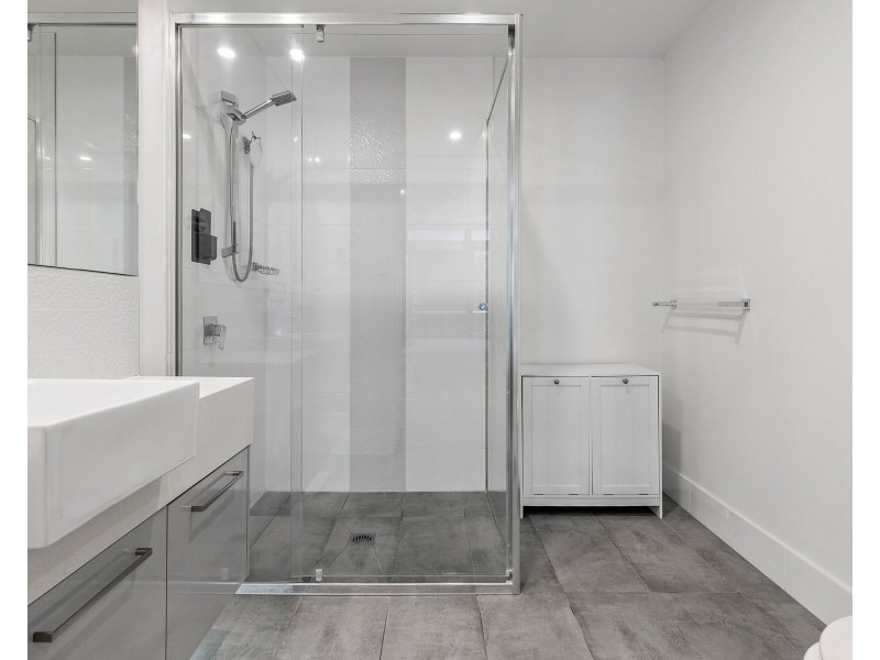 204/24 Ernest Street, Morningside QLD 4170