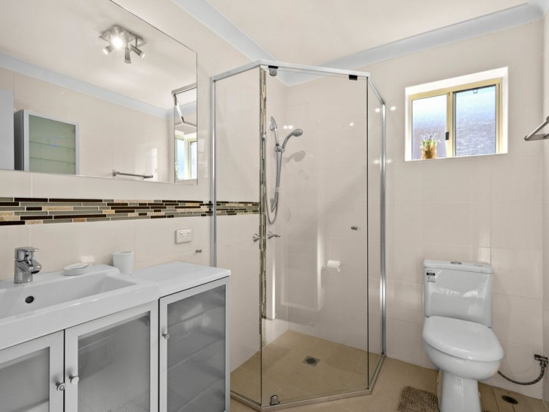 22 Banwell Crescent, Carindale QLD 4152