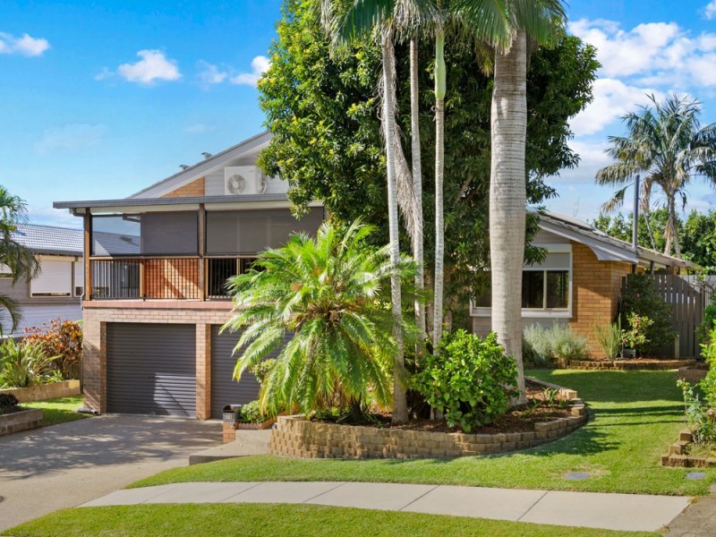 22 Banwell Crescent, Carindale QLD 4152