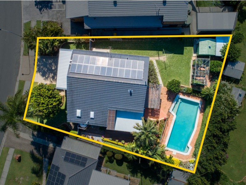 22 Banwell Crescent, Carindale QLD 4152