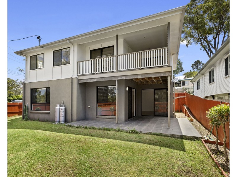 1 ARAKURTA ST, Lota QLD 4179
