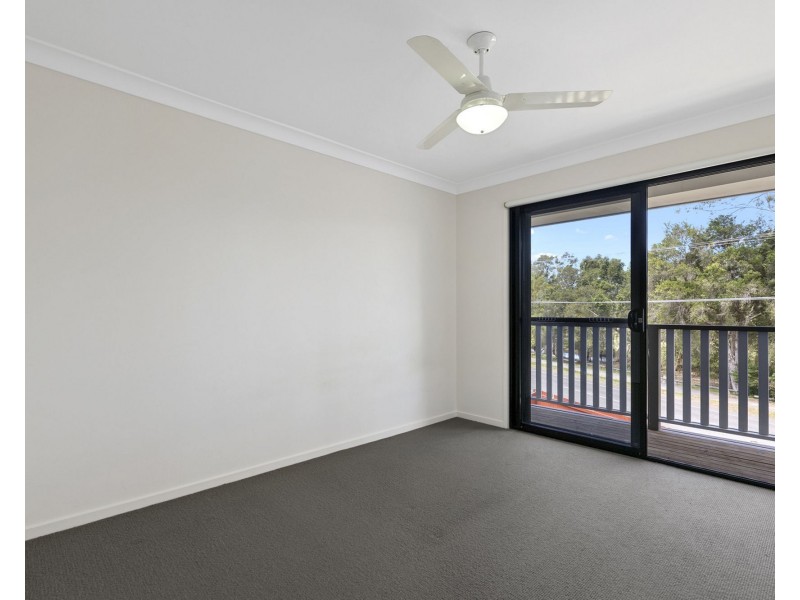 1 ARAKURTA ST, Lota QLD 4179