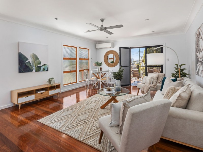 35 Sixth Avenue, Coorparoo QLD 4151