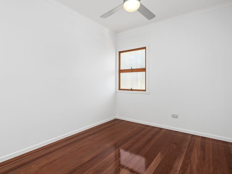 35 Sixth Avenue, Coorparoo QLD 4151