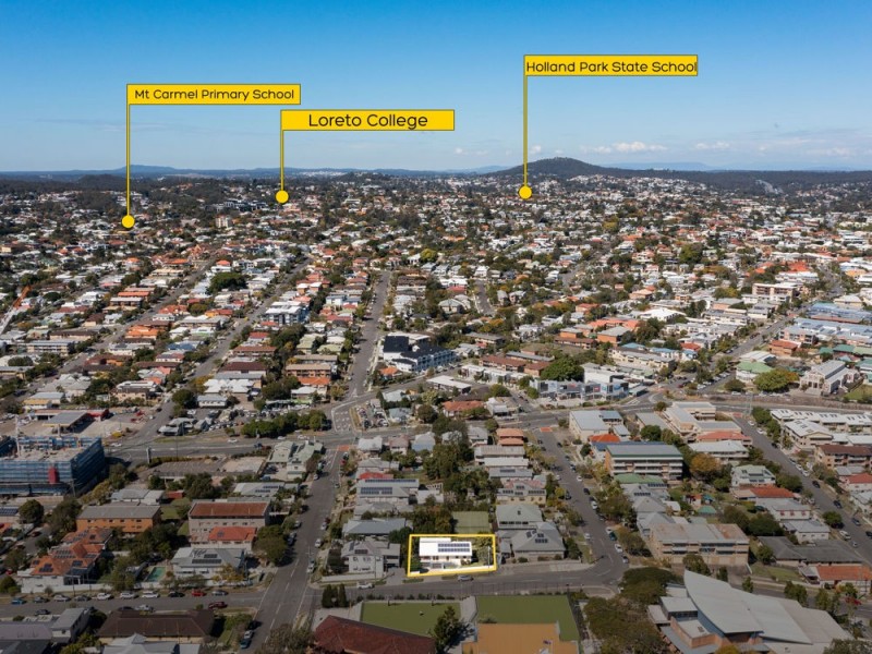 35 Sixth Avenue, Coorparoo QLD 4151