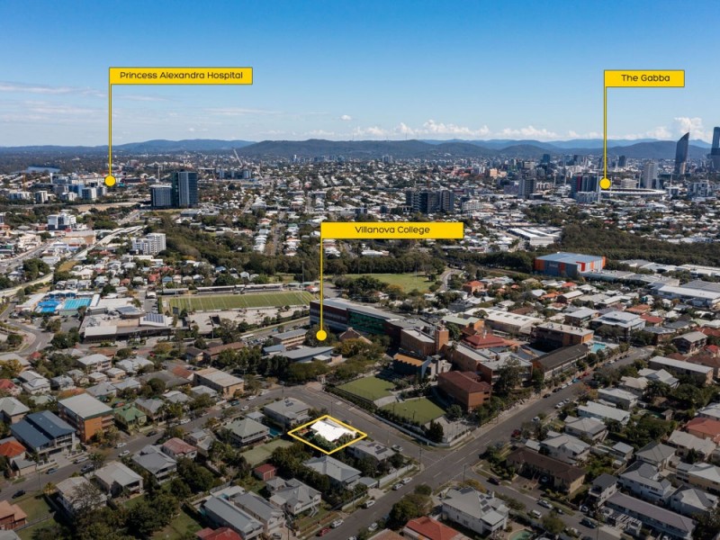 35 Sixth Avenue, Coorparoo QLD 4151