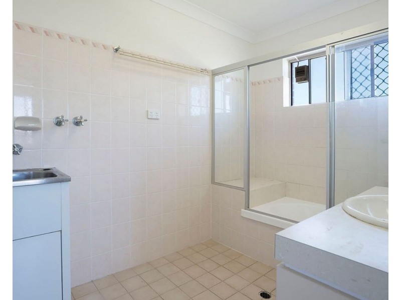 6/19 Vera Street, Greenslopes QLD 4120