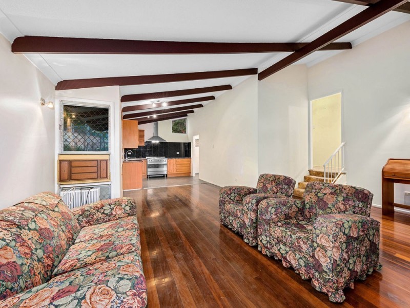 32 Norcombe Street, Carina QLD 4152