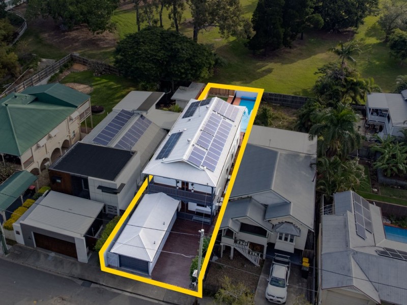 16 Eskgrove Street, East Brisbane QLD 4169