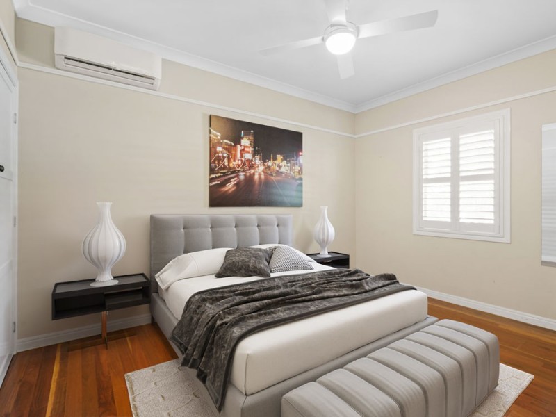 16 Eskgrove Street, East Brisbane QLD 4169