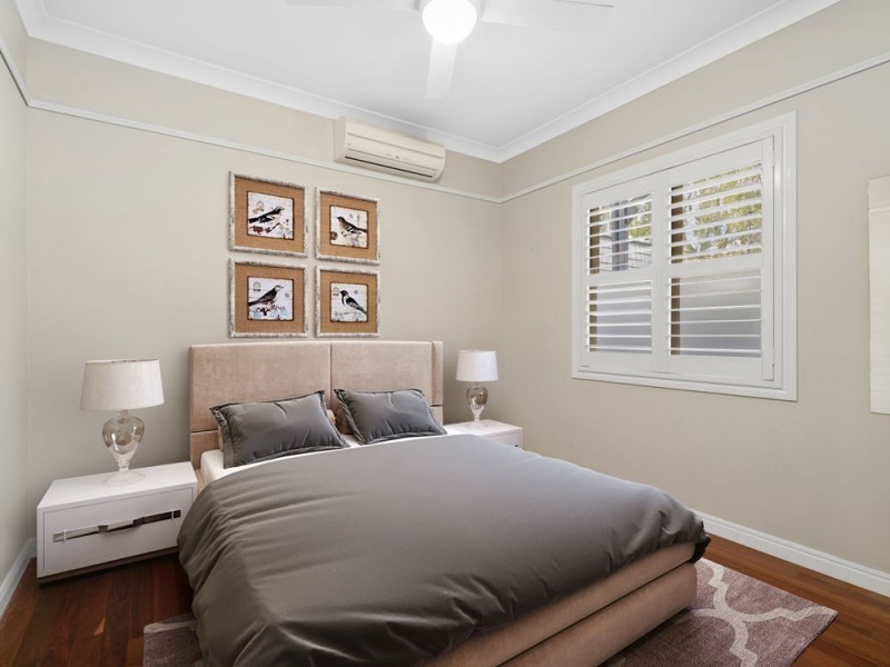 16 Eskgrove Street, East Brisbane QLD 4169