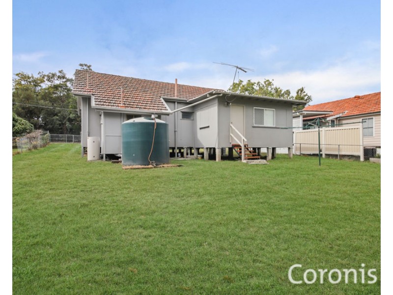 8 NETTLETON CRESCENT, Moorooka QLD 4105