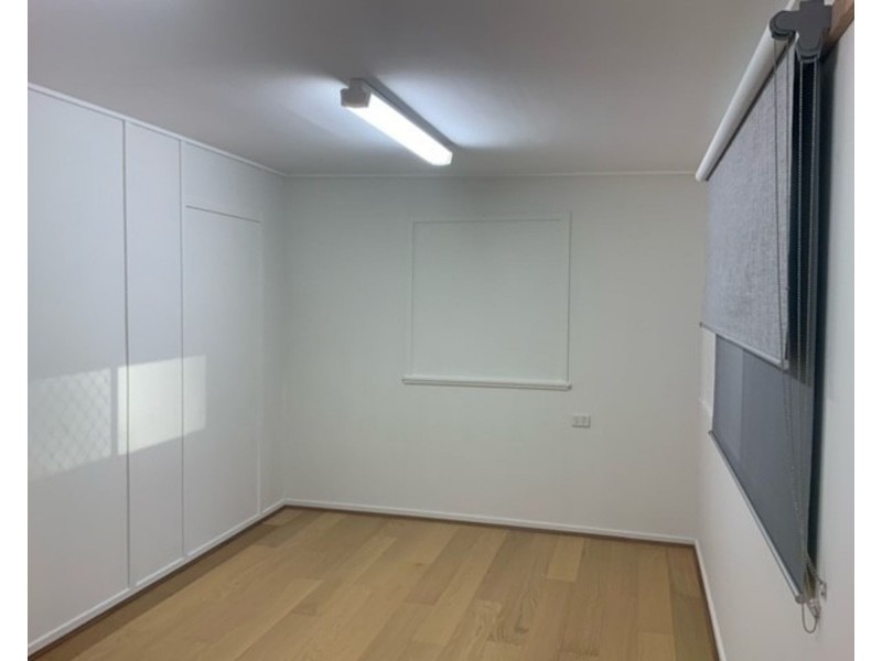 8 NETTLETON CRESCENT, Moorooka QLD 4105