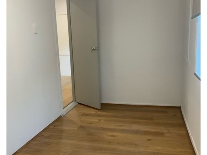 8 NETTLETON CRESCENT, Moorooka QLD 4105