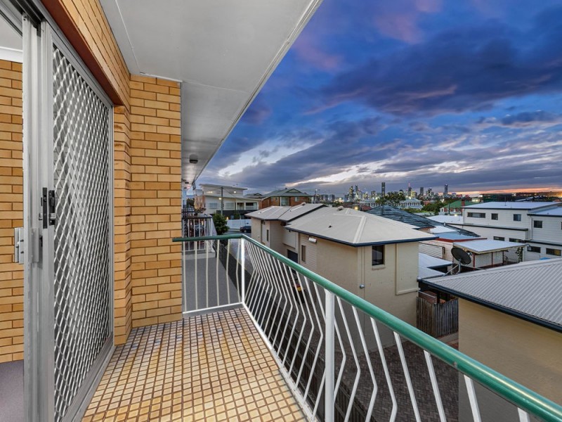 8/77 Kirkland Avenue, Coorparoo QLD 4151