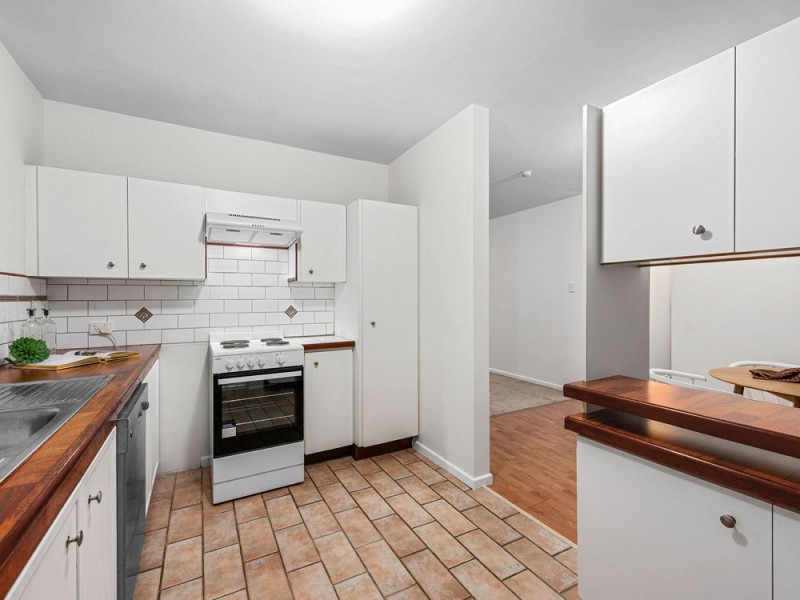 2/111 Kirkland Avenue, Coorparoo QLD 4151