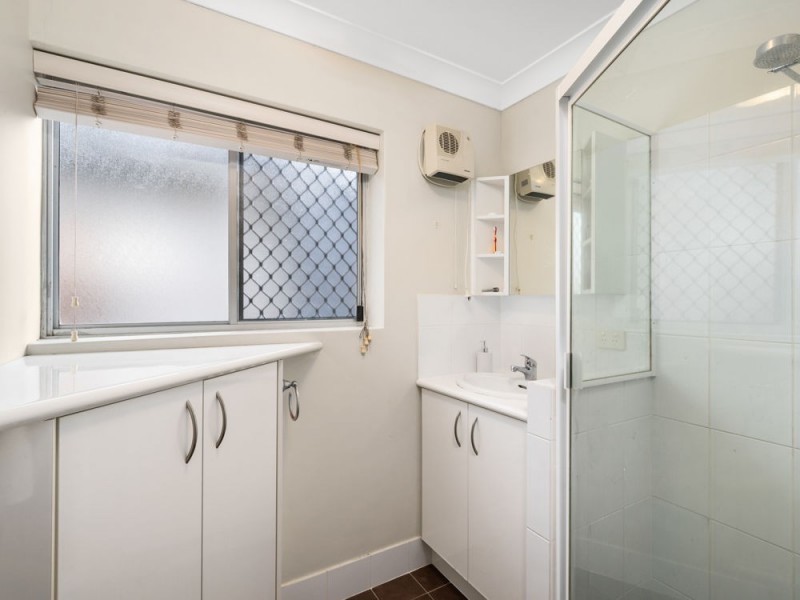 2/42 Garden Terrace, Newmarket QLD 4051