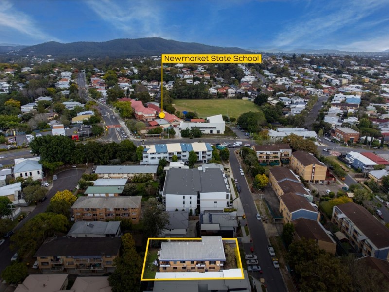 2/42 Garden Terrace, Newmarket QLD 4051