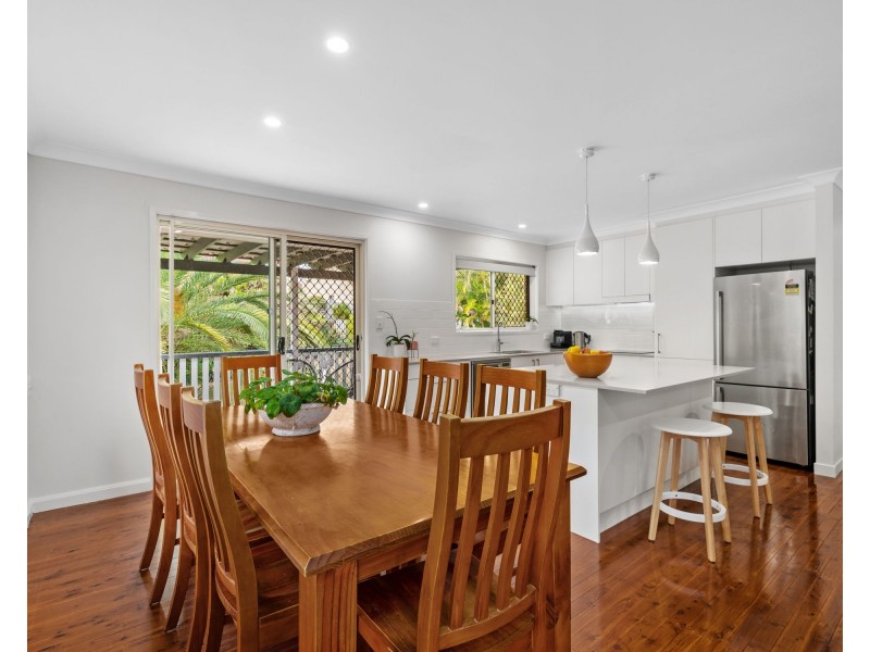 42 Luprena Street, Mansfield QLD 4122