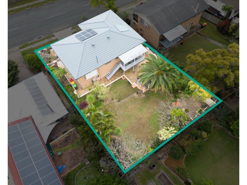 42 Luprena Street, Mansfield QLD 4122