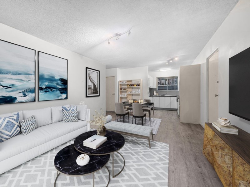 2/302 Cavendish Road, Coorparoo QLD 4151