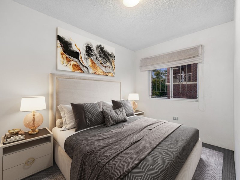 2/302 Cavendish Road, Coorparoo QLD 4151