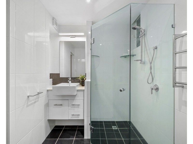 1/26 Kirkland Avenue, Coorparoo QLD 4151