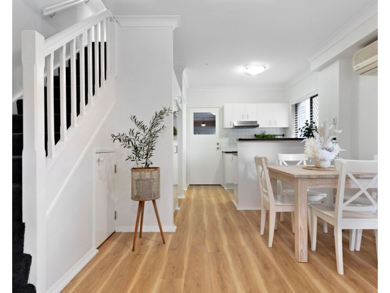 1/28 Key Street, Morningside QLD 4170