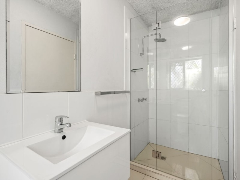 1/10 Garden Terrace, Newmarket QLD 4051