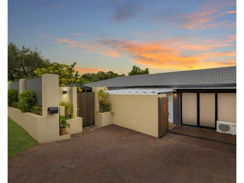 2/249 Bloomfield Street, Cleveland QLD 4163