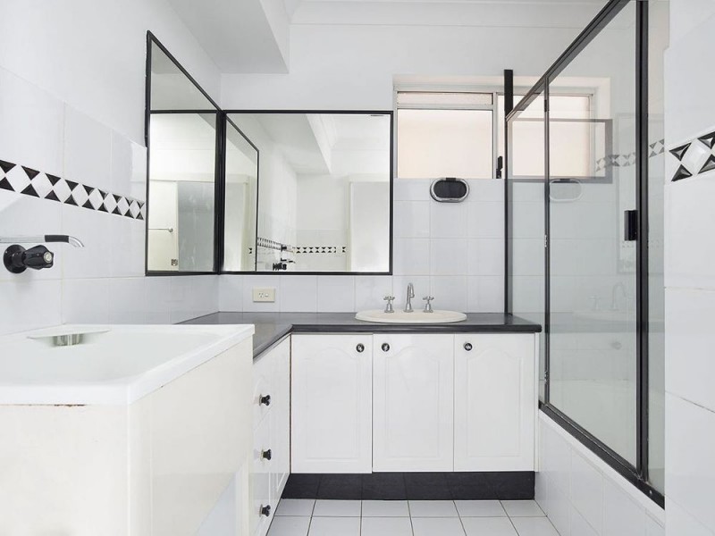 1/11 Shakespeare Street, Coorparoo QLD 4151