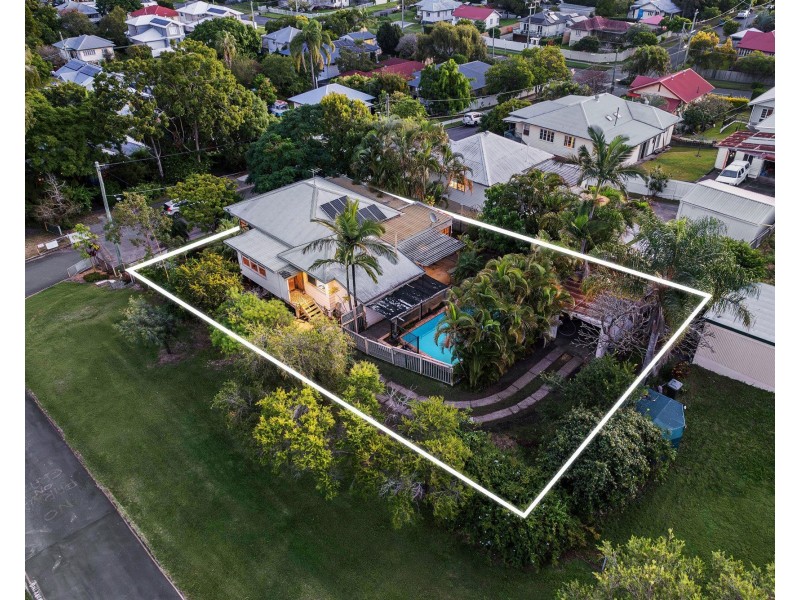 46 Corfield Street, Carina QLD 4152
