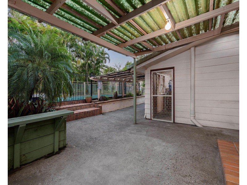 46 Corfield Street, Carina QLD 4152