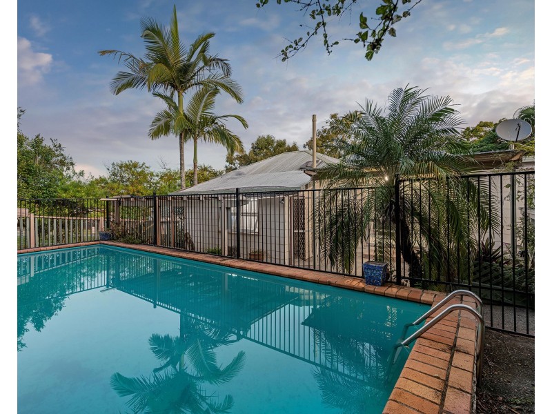 46 Corfield Street, Carina QLD 4152