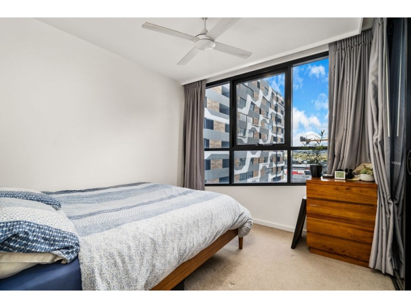 1001/17 Deshon Street, Woolloongabba QLD 4102