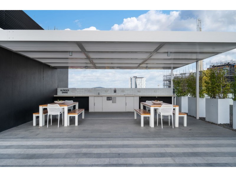 1001/17 Deshon Street, Woolloongabba QLD 4102