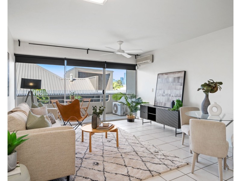 2/5 Burt Street, Auchenflower QLD 4066