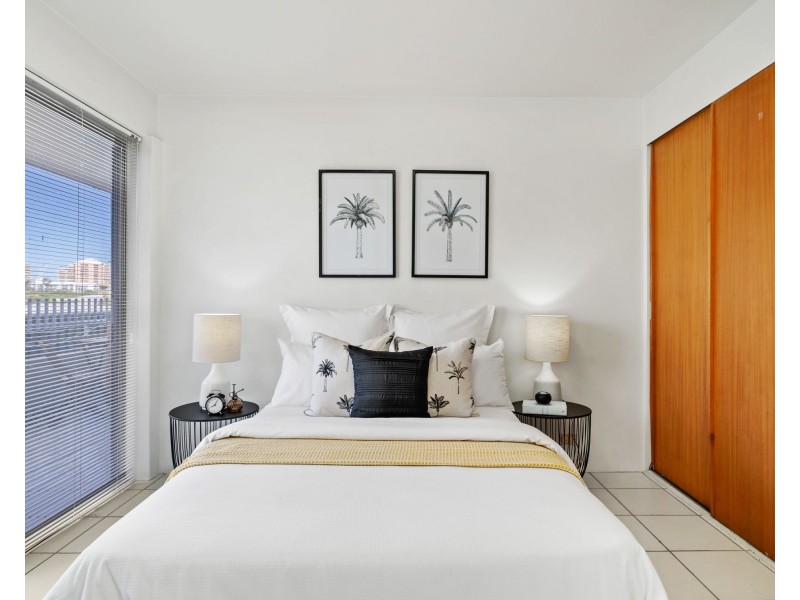 2/5 Burt Street, Auchenflower QLD 4066