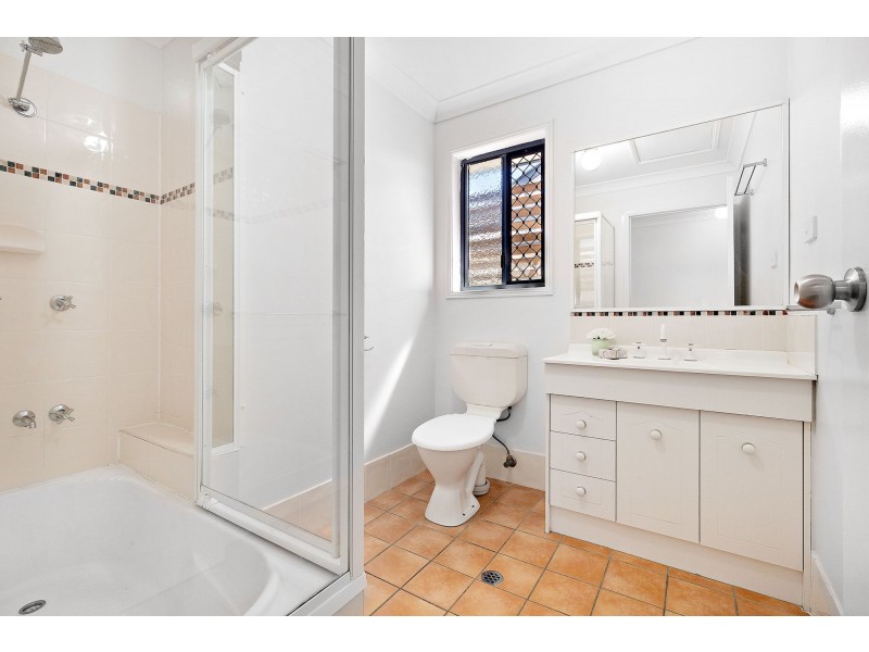 2/28 Key Street, Morningside QLD 4170