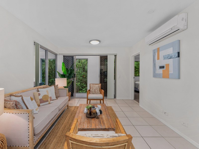 24/11 Riding Road, Hawthorne QLD 4171