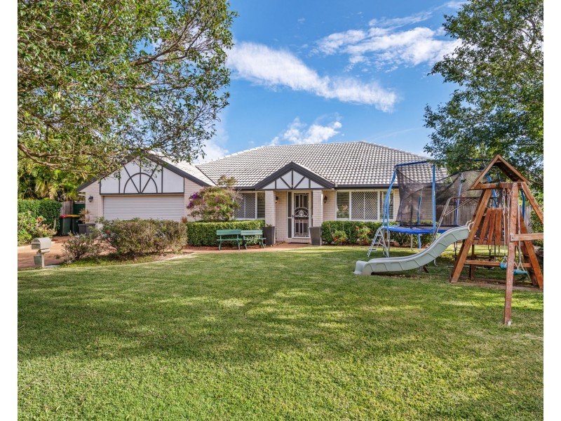 17 Michelangelo Crescent, Mackenzie QLD 4156